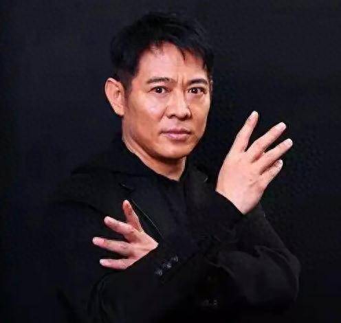 李连杰:后事一切从简<strong></p>
<p>软件刷</strong>，不用立碑也不用办丧事，树葬海葬都可以