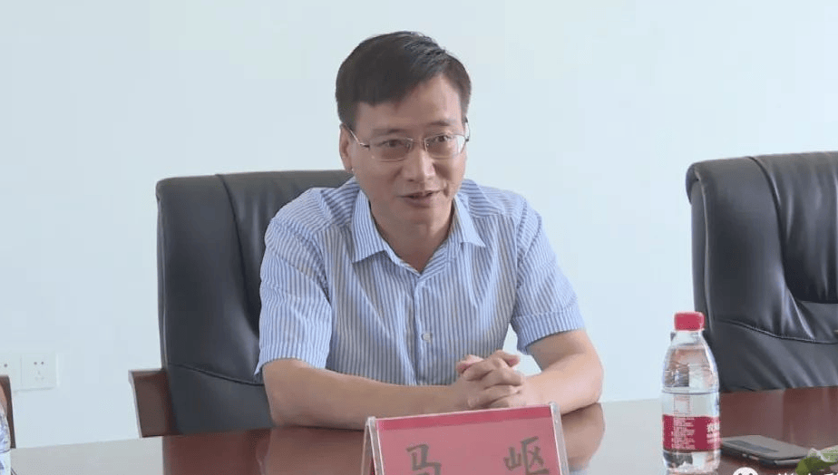 副县长拉拢6名公职人员<strong></p>
<p>数字货币交易平台</strong>，组建“七兄弟吃喝圈”，长期接受打牌掼蛋等“保姆式”服务