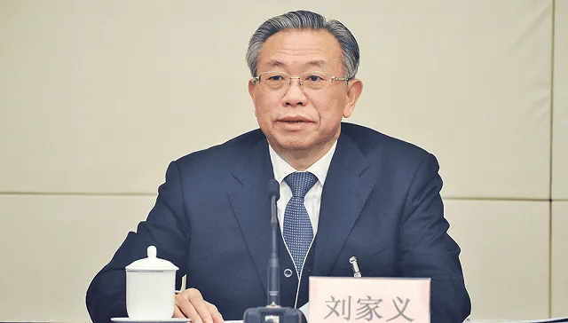 李锦斌、刘家义、刘赐贵、王建军<strong></p>
<p>bitop</strong>，已任中央指导组组长