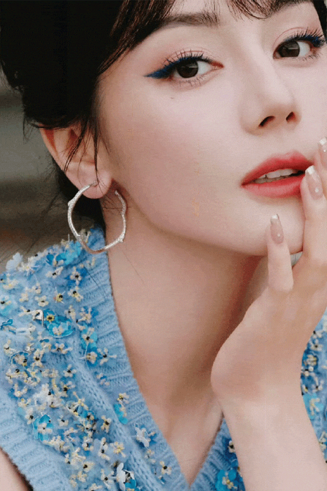 时装周上的女明星<strong></p>
<p>XRP交易所</strong>，秋冬氛围感一键封顶！