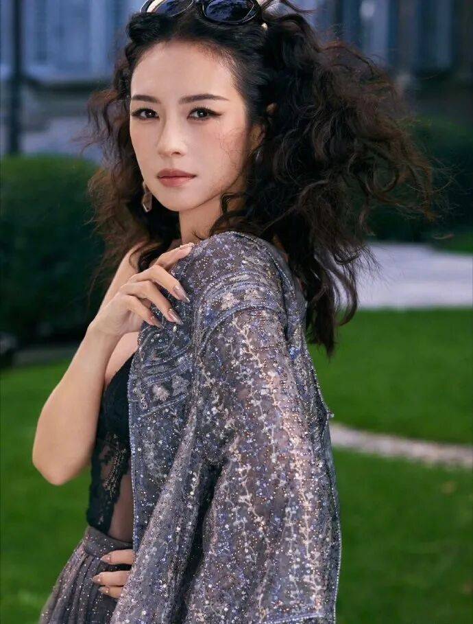 时装周上的女明星<strong></p>
<p>XRP交易所</strong>，秋冬氛围感一键封顶！