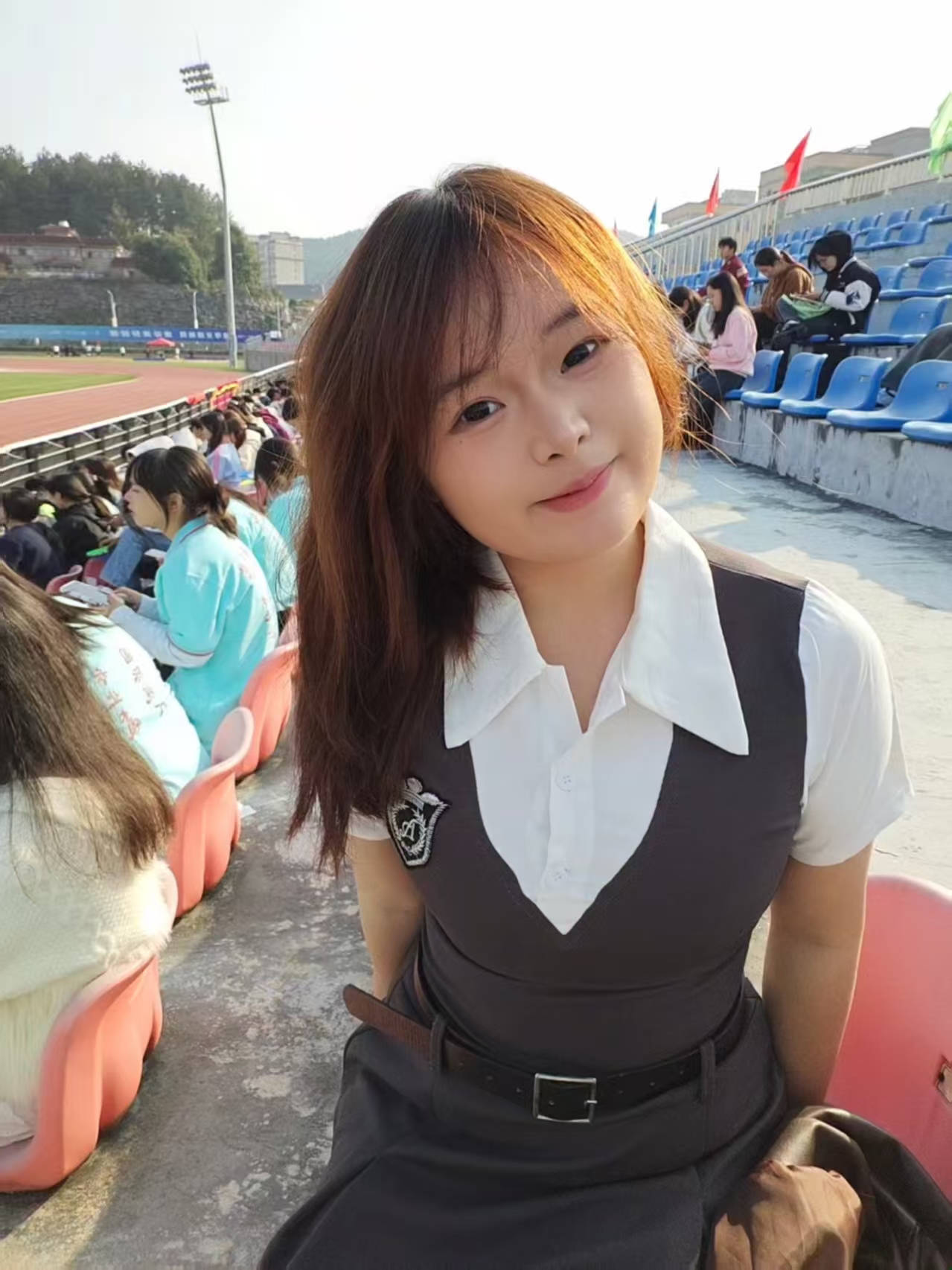 那个让老师骄傲的“调皮”班级!30年同学聚会<strong></p>
<p>DOT交易所</strong>,还伴有一封来自贵州的感谢信