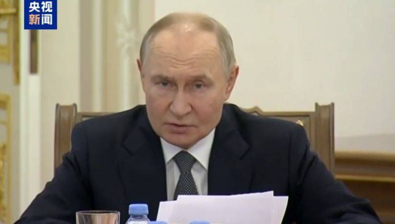 普京:乌军持续后撤<strong></p>
<p>DOT交易所</strong>,战略主动权在俄军手中!必须确保所有目标无条件实现!格拉西莫夫:俄在所有方向实施进攻