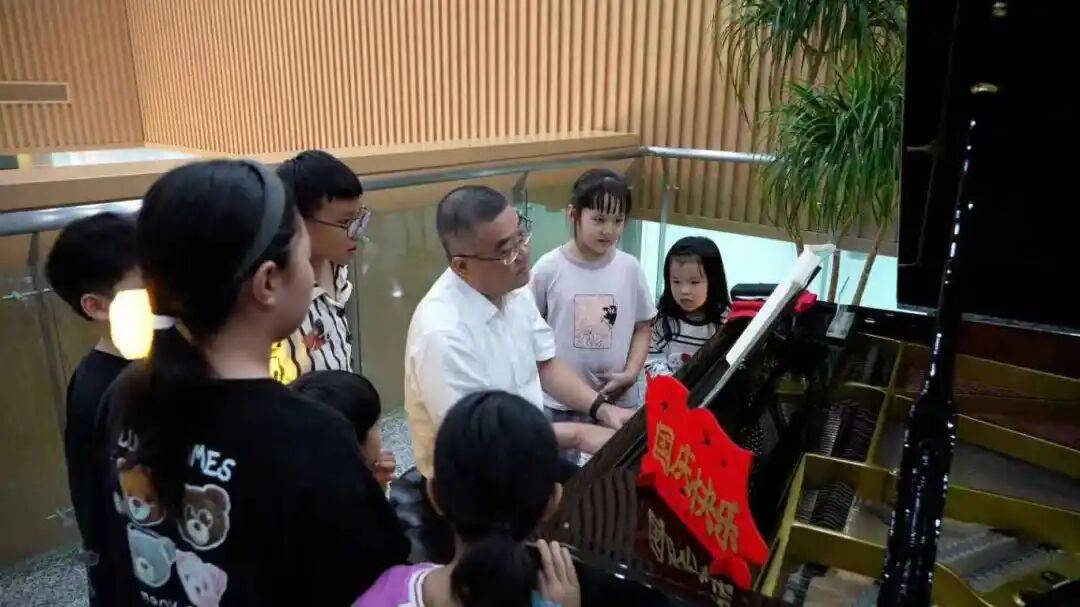 金坛图书馆国庆中秋活动精彩回顾 | 举国同欢庆<strong></p>
<p>DOT交易所</strong>，月满聚中秋