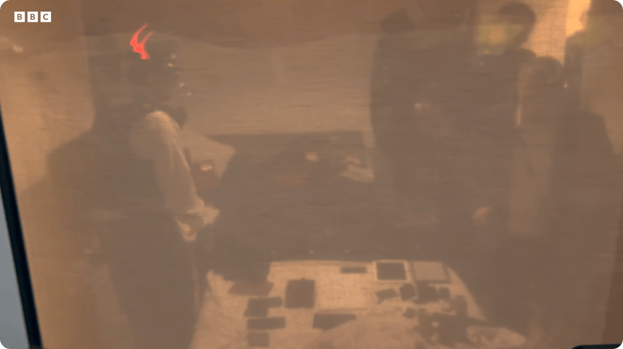 凯特患癌竟因辉瑞疫苗?伦敦4万被盗手机直飞香港<strong></p>
<p>波卡币交易所</strong>,比贩毒暴利产业链曝光…