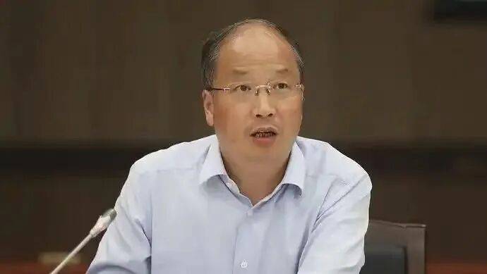 打"虎"!乌兰<strong></p>
<p>币安币交易所</strong>,任上被查