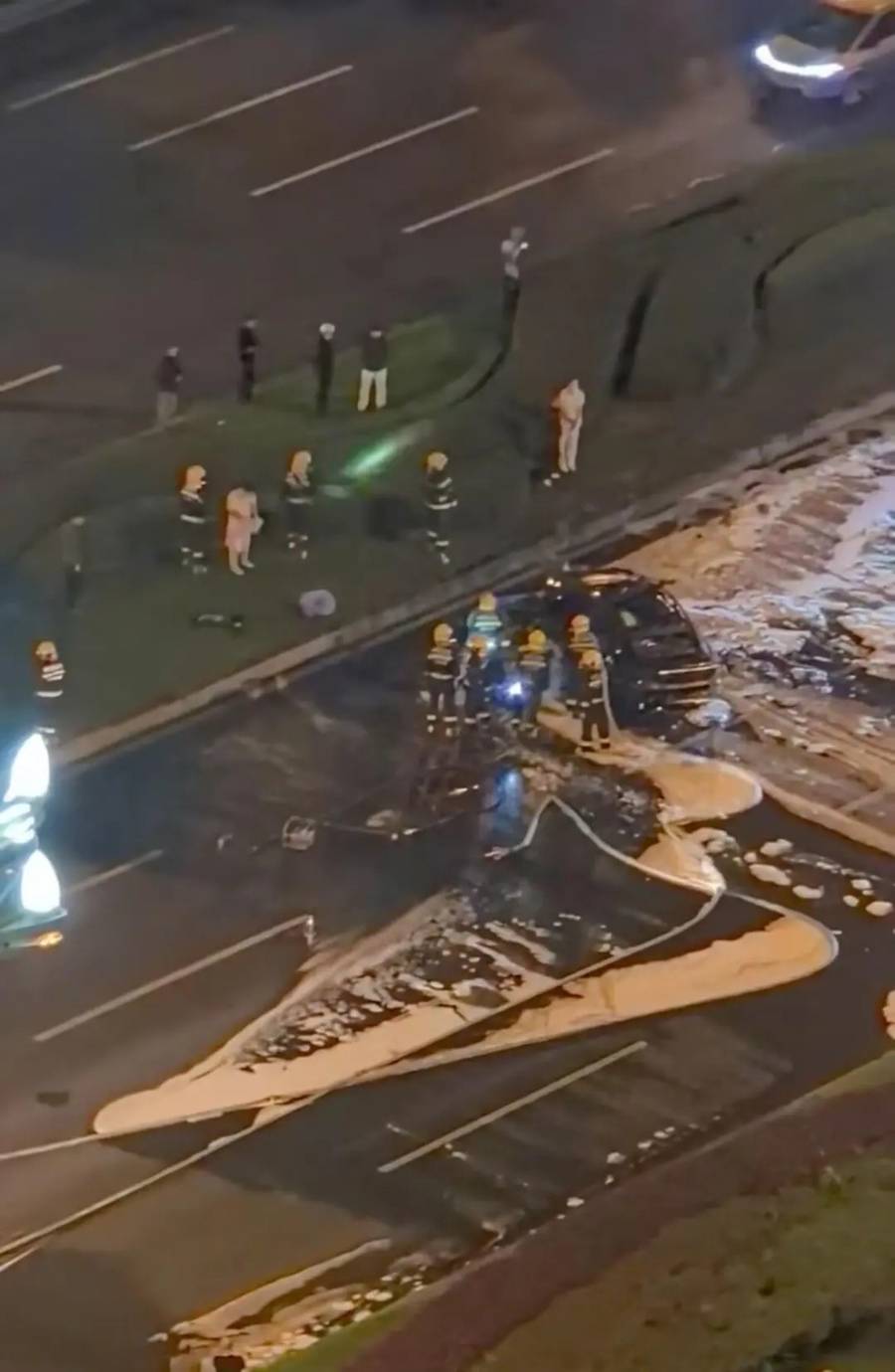 最新!成都SU7碰撞后燃烧司机死亡<strong></p>
<p>BNB交易所</strong>,小米股价暴跌超8%!客服最新回应