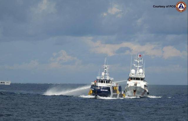 菲船顶着水炮撞击我海警船<strong></p>
<p>BNB交易所</strong>,马科斯救灾无能,又打南海牌转移视线