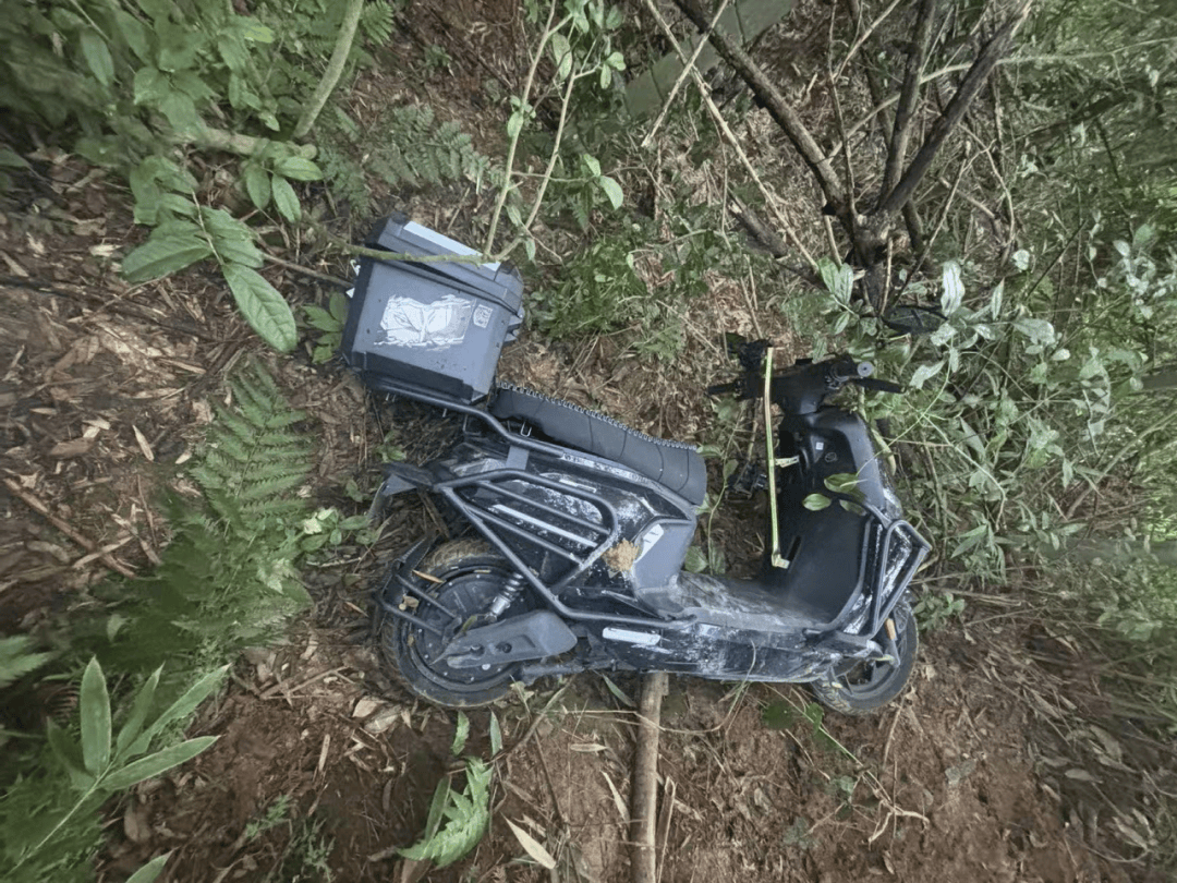 23岁外卖小哥蹊跷失踪已22天!凌晨现身一水库<strong></p>
<p>BNB交易所</strong>,附近找到电动车和鞋