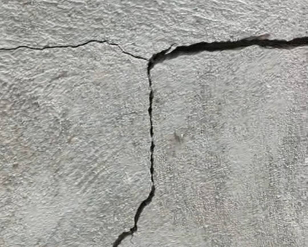 “业主私挖地下室致32户房屋开裂”进展:该业主已被逮捕<strong></p>
<p>币安币交易所</strong>,受损房屋已进行基础加固