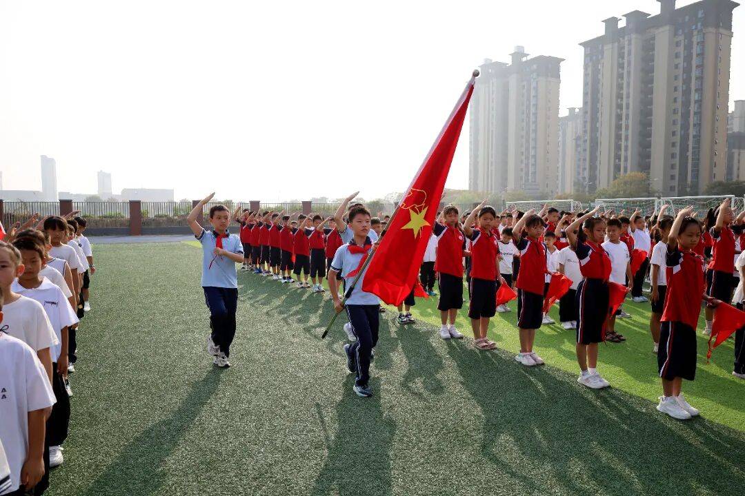 <strong></p>
<p>ADA交易所</strong>我县各级少先队组织开展“强国复兴有我 争当新时代好少年”建队日主题活动