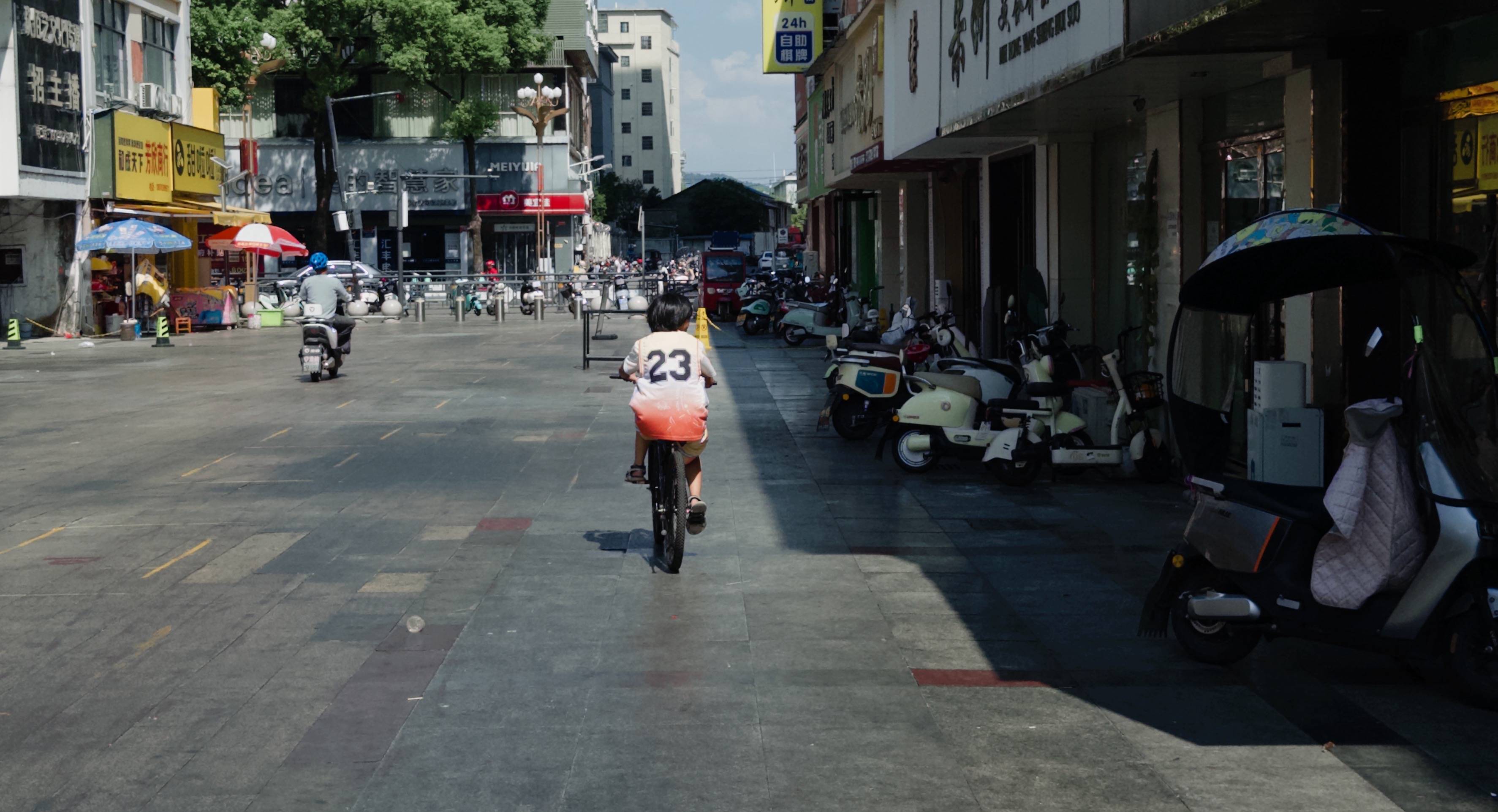 在县城当老师<strong></p>
<p>BCH交易所</strong>,没那么吃香了