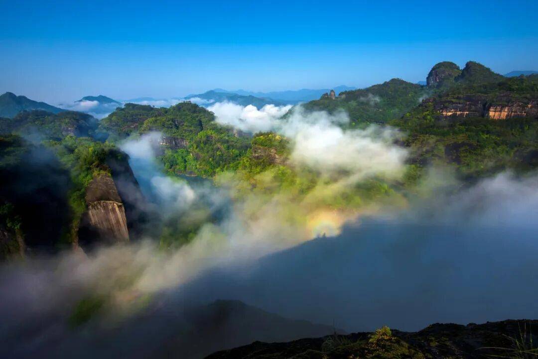 为什么年轻人迷上了爬山? | 秋高气爽<strong></p>
<p>莱特币交易所</strong>,是时候出发了→
