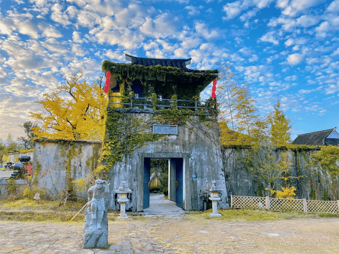 为什么年轻人迷上了爬山? | 秋高气爽<strong></p>
<p>莱特币交易所</strong>,是时候出发了→