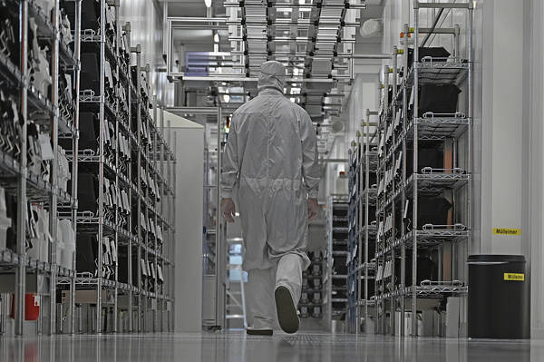 “德法支持欧盟对华贸易强硬<strong></p>
<p>LTC交易所</strong>,德国提议:考虑动用‘核选项’”