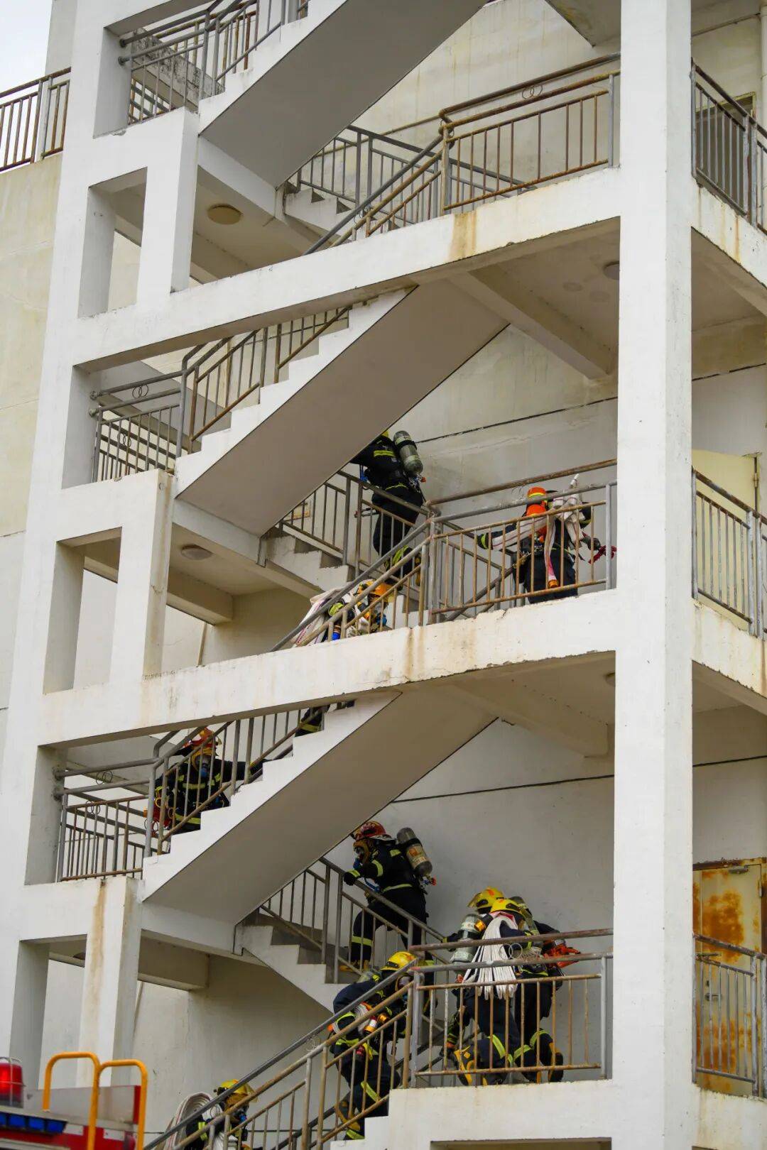 燃动赛场<strong></p>
<p>莱特币交易所</strong>!三明消防激战 2025全省岗位练兵“龙虎榜”比武