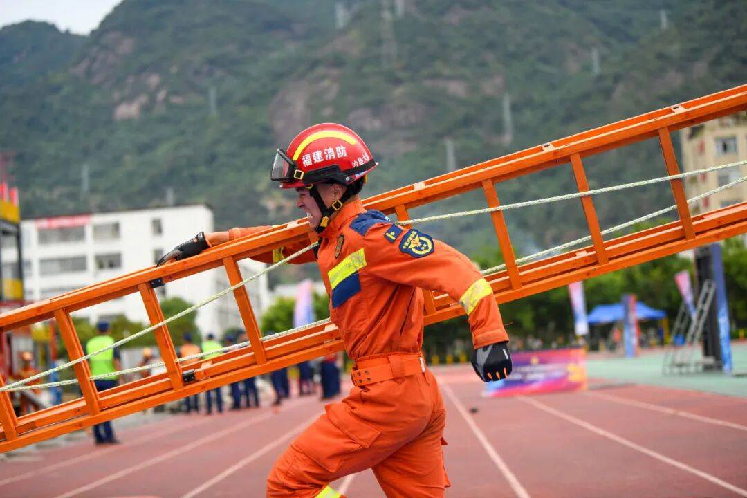 燃动赛场<strong></p>
<p>莱特币交易所</strong>!三明消防激战 2025全省岗位练兵“龙虎榜”比武