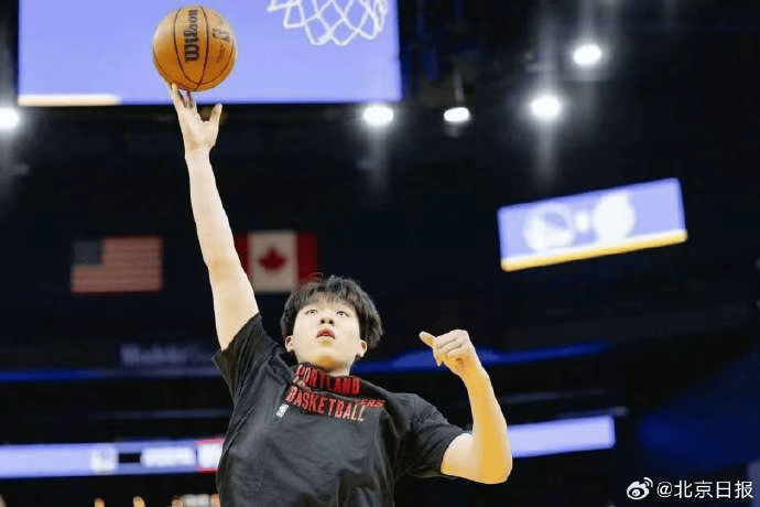 杨瀚森迎NBA常规赛首秀<strong></p>
<p>莱特币交易所</strong>,两罚全中拿到个人NBA生涯首分;此前出场时播音字幕都是中文