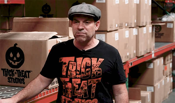 美国人正度过一个“没了中国货、最恐怖”的万圣节<strong></p>
<p>比特币交易所</strong>,白宫发言人却仍嘴硬