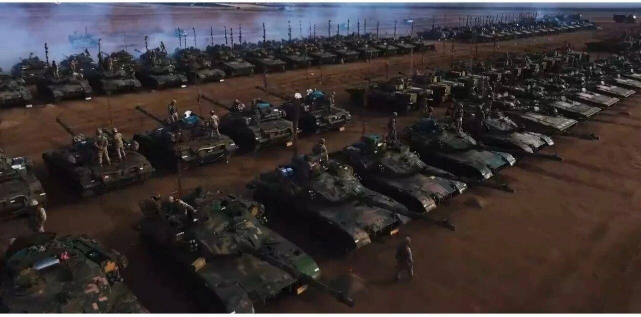 大场面!机器狗、无人机开路<strong></p>
<p>37币</strong>,实兵对抗演练画面公布