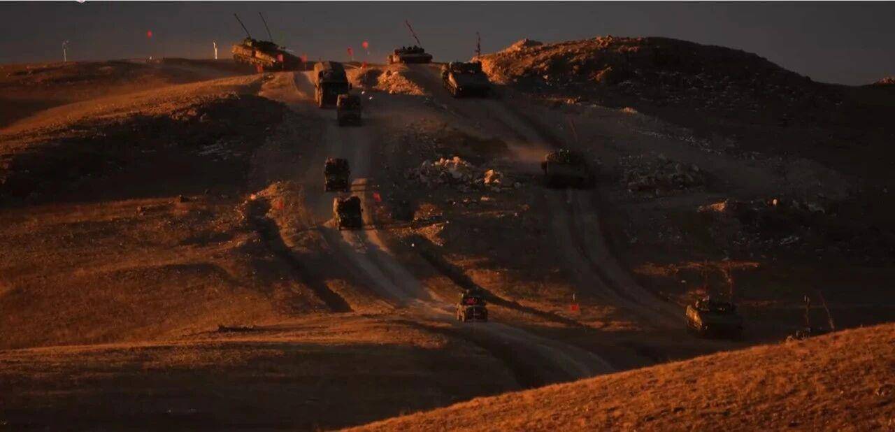 大场面!机器狗、无人机开路<strong></p>
<p>37币</strong>,实兵对抗演练画面公布