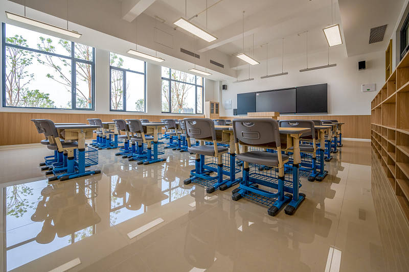 义务教育年限有望延长<strong></p>
<p>37币</strong>?多地已有扩大免费教育范围的初步探索