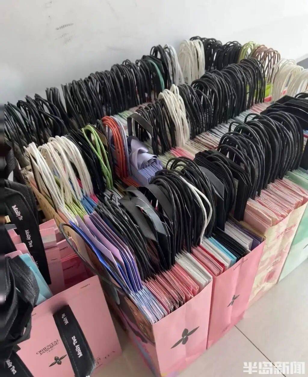 火了!大批人开始囤<strong></p>
<p>币神币价格</strong>,随手扔掉的东西,有人靠它赚了近千元