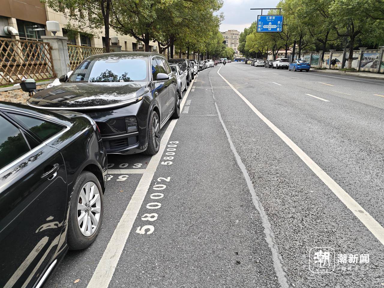 近三成疑似“僵尸车”<strong></p>
<p>炒币</strong>,杭州这里的路边免费车位缘何成“停车场”