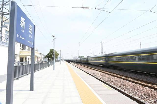 11月21日起<strong></p>
<p>lun币</strong>,新郑站增开3趟普速客车→