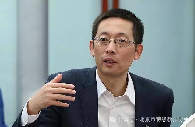 施一公:无论什么学科<strong></p>
<p>南宁币圈</strong>,物理、工程、生物、文科,我认为最不重要的是智商!