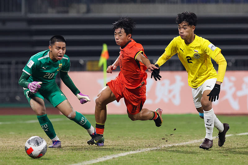 U16国足让中国球迷继续“过年”<strong></p>
<p>lc币</strong>,对手再弱,连续踢出两位数比分也非易事