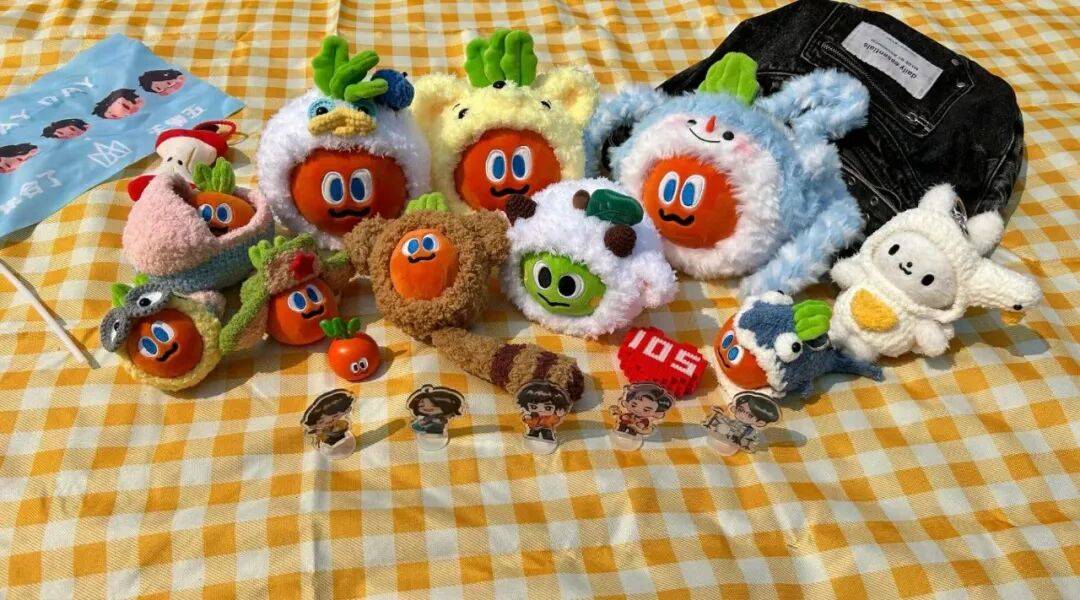 “50块帆布包配3000块包挂”<strong></p>
<p>鸿币</strong>,时髦年轻人背半个身家出门