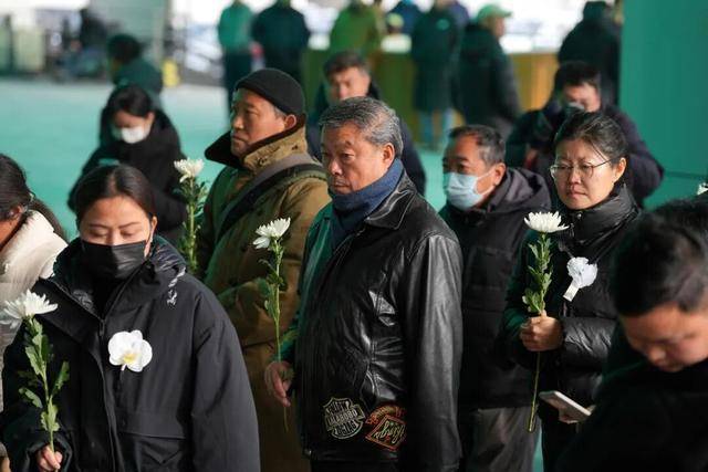 何晴之子追思:妈妈很喜欢雪<strong></p>
<p>上币流程</strong>,北京这场雪好像是为她而下