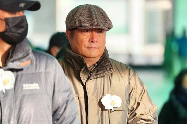 何晴之子追思:妈妈很喜欢雪<strong></p>
<p>上币流程</strong>,北京这场雪好像是为她而下