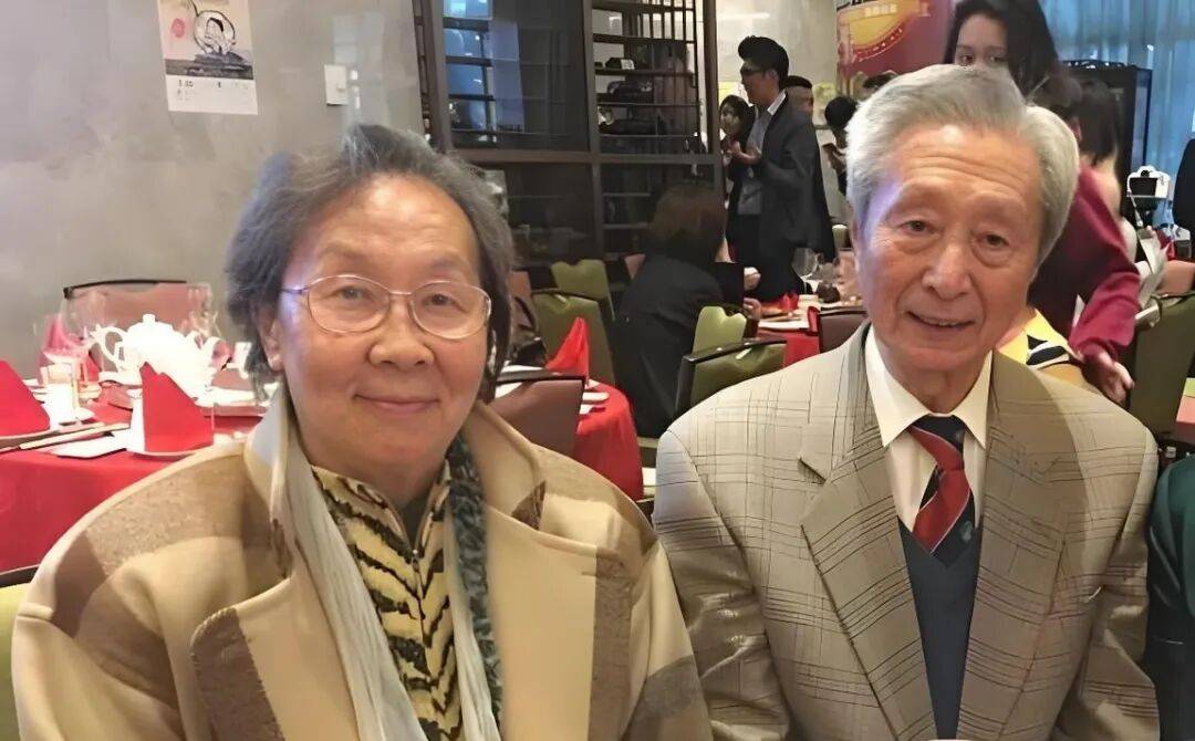 钟瑞去世<strong></p>
<p>币圈空投</strong>!宋世雄永别爱妻!