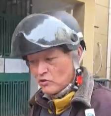 太夸张！上海人比比谁家楼下井盖多！有人家门口100个<strong></p>
<p>比德币</strong>，“走路难！到处都像贴膏药”...