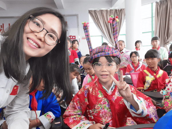 突然爆火!浙大女博士一个月涨粉超50万<strong></p>
<p>币须网</strong>,“我是过了把瘾”!网友:丝滑入脑……